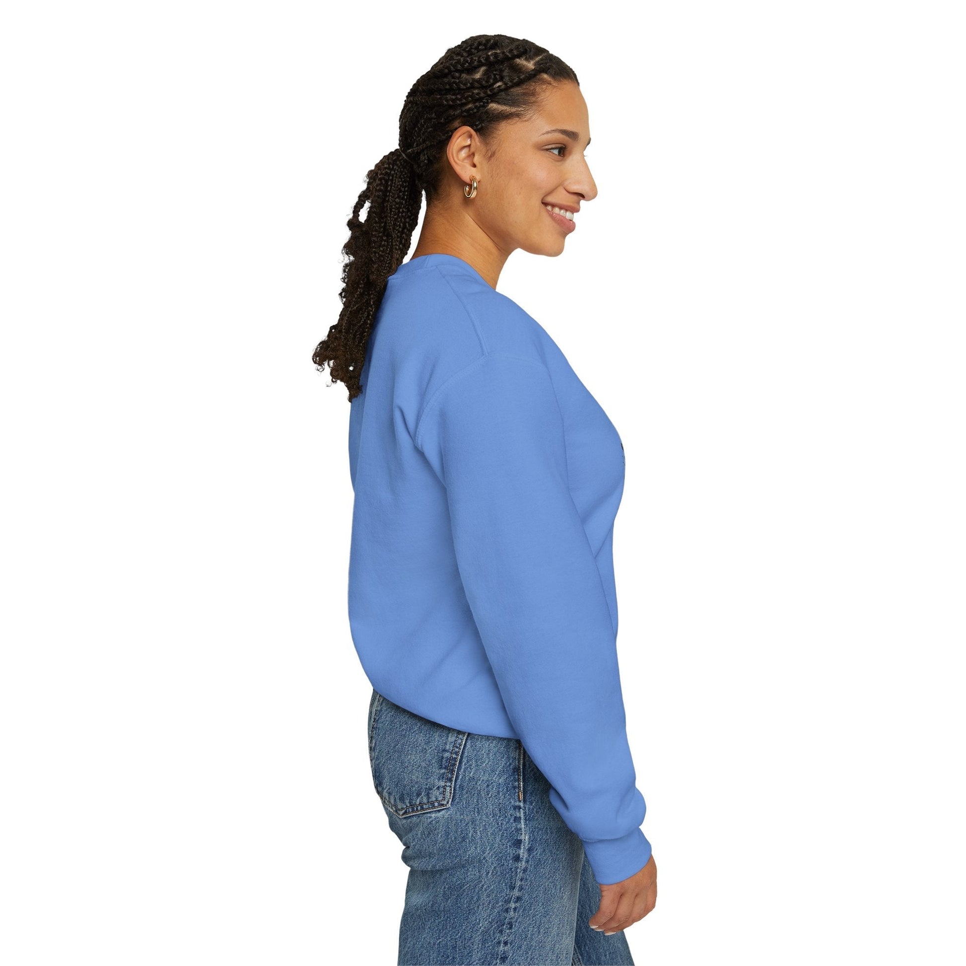 Unisex Heavy Blend - Crewneck Sweatshirt Feel Warm & Cozy